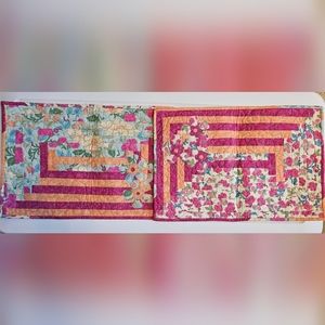 Set of two placemats. Handmade and quilted myself.